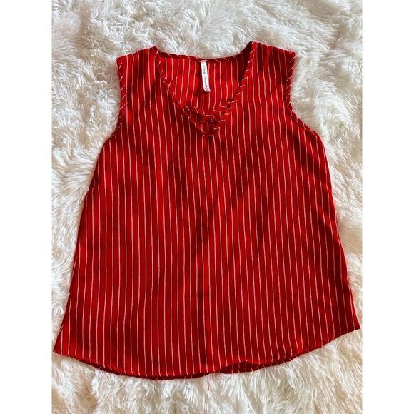 Simply Irresistible | Size: Medium | Color: Red and White - Picture 1 of 5